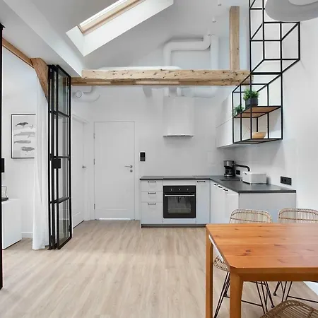 Ms Center V Apartment